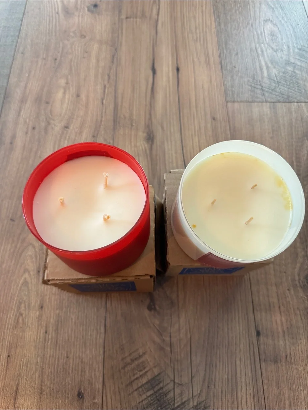 Bath & Body Works Strawberry Pound Cake 3-Wick Candle Set - Red & Pink